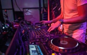 Tu Fiestas con Apps de DJ