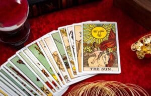 Descubre el Futuro con Tarot